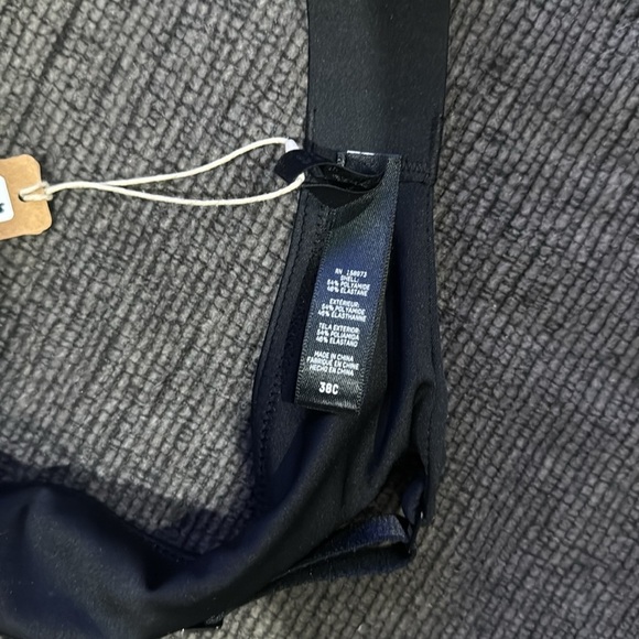 SKIMS Black Bra - Picture 3 of 5